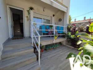 Maison jumelle à Cubelles