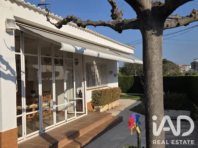 Vivienda unifamiliar en Mont-roig del Camp