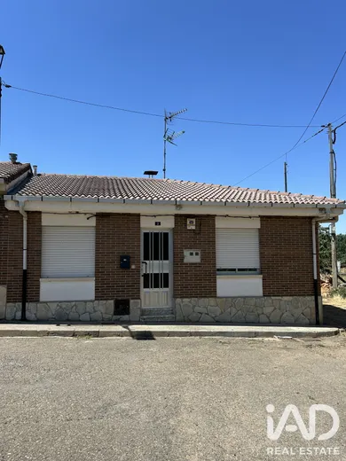 Casa de pueblo en Villamañán