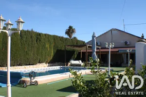 Maison à Formentera del Segura