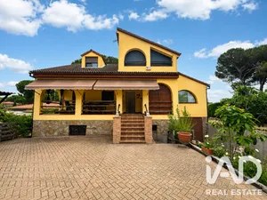 Chalet en Almorox