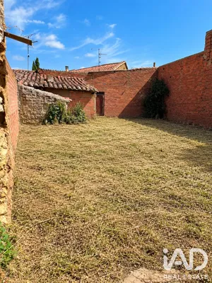 Village house in Cubillas de los Oteros