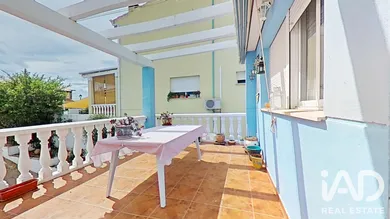 Semi-detached house in Costur