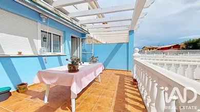 Semi-detached house in Costur