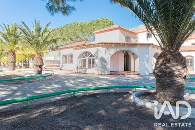 Cortijo en Las Tres Villas