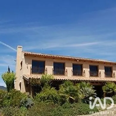 Casa señorial en Montbrió del Camp