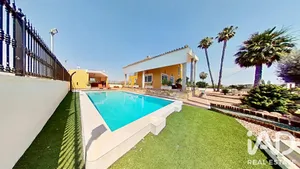 Chalet en Orihuela