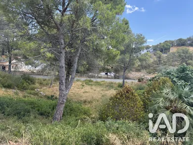 Terreno edificable en Canyelles