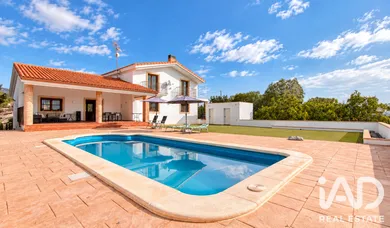 Chalet en Albatera