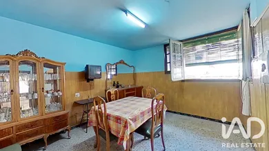 Casa de pueblo en Aguarón