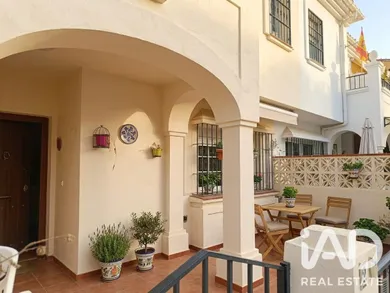Semi-detached house in Vélez-Málaga