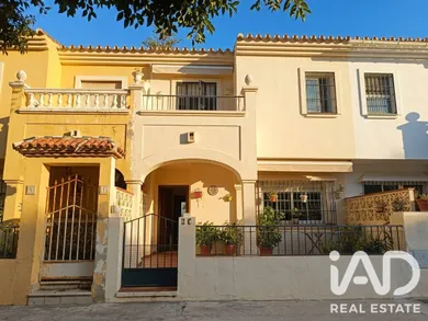 Semi-detached house in Vélez-Málaga