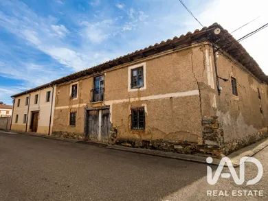 Casa de pueblo en Valderrey