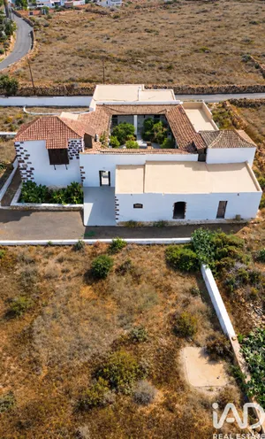 House in Tetir