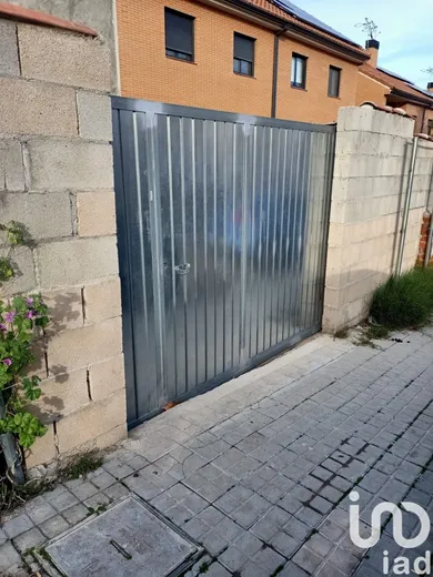 Land in Ciempozuelos