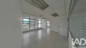 Shop/Premises commercial in Manresa