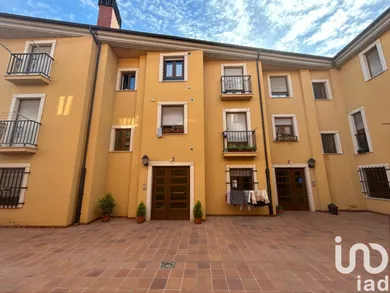 Apartment in Mansilla de las Mulas