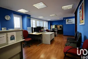 Shop/Premises commercial in Burgos