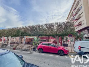 Shop/Premises commercial in Santa Pola