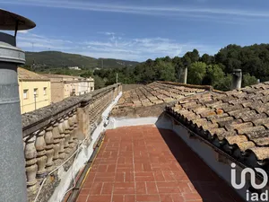 Edifici a El Pla de Manlleu