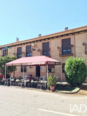 two-star hotel in El Burgo Ranero