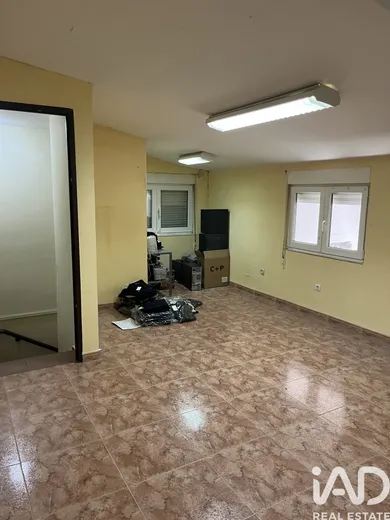 Business premises in Pobladura de Pelayo García
