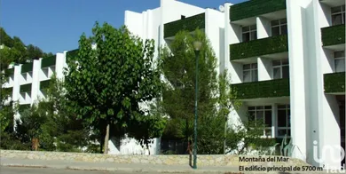 Building in Canyelles
