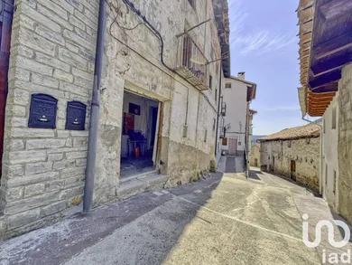 Casa en Alcalá de la Selva