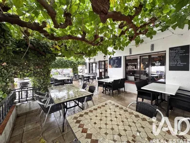 Local comercial a Urbanitzacio Parque Mont-Roig