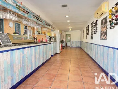 Shop/Premises commercial in Playa de Miramar