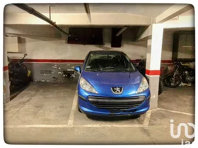 Parking/garage/box à Barcelona