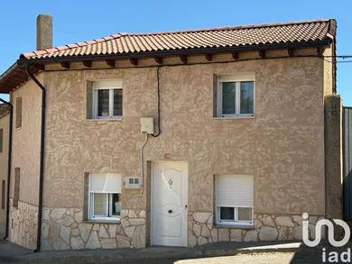 Maison à Santa Cristina de Valmadrigal