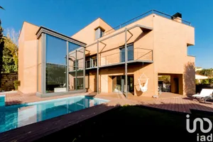 Casa en Castellví de Rosanes