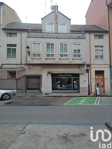 Casa  a La Bañeza