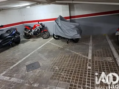 Parking/garage/box à Barcelona