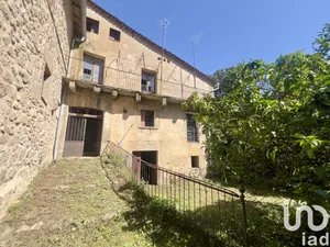 Edificio en Gata