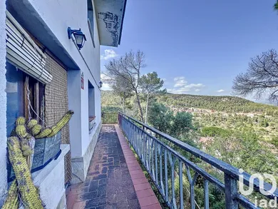 Casa  a Castellví de Rosanes