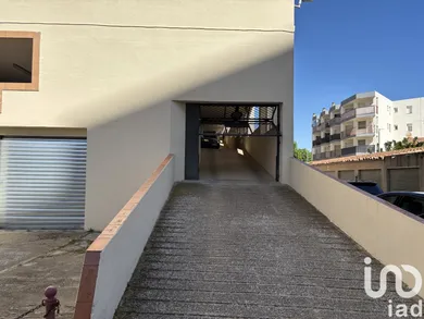 Parking a Empuriabrava