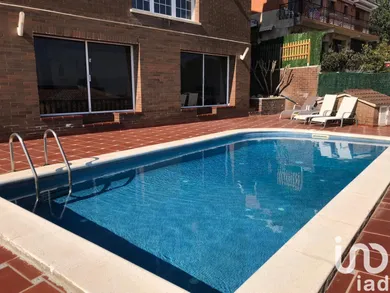 Maison à Sant Boi de Llobregat