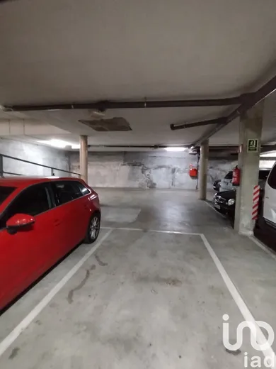 Parking a Girona