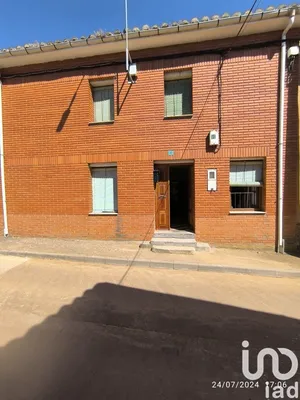 Casa a Fuentes de Carbajal