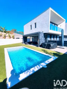 Maison à Roda de Bara