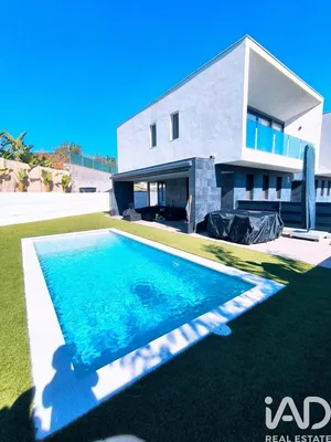 Maison à Roda de Bara