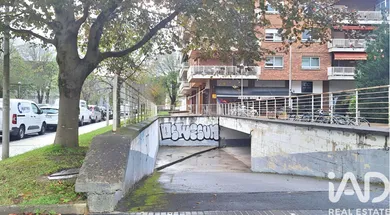 Parking/garage/box à Donostia-San Sebastián