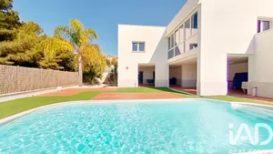 Maison à Roda de Bara