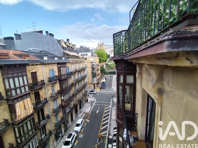 Pis a Donostia-San Sebastián