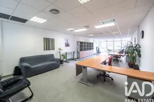 Shop/Premises commercial in Barbera del Valles