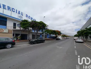 Local comercial en Las Torres