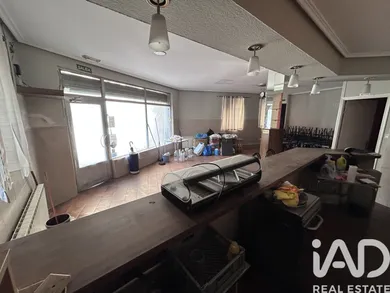 Shop/Premises commercial in León